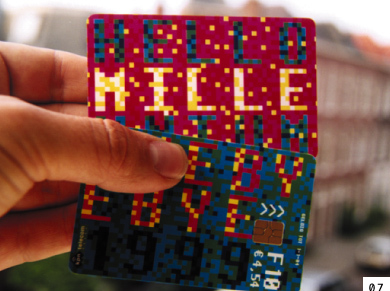 Hello Millennium... ontwerp van telefoonkaarten door De Designpolitie